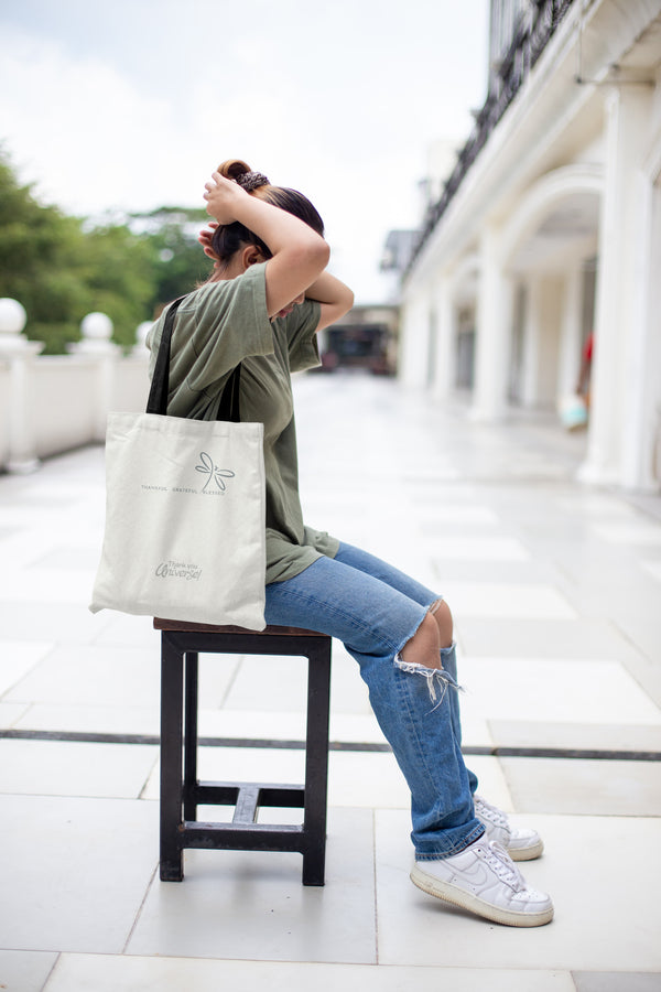 Minimalistic Gratitude Bag - Dragonfly